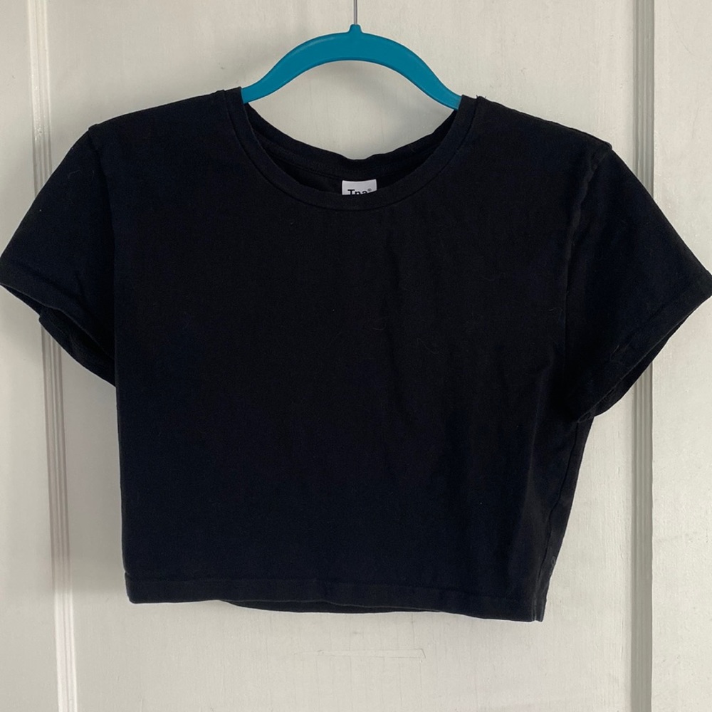 Aritzia T-Shirt